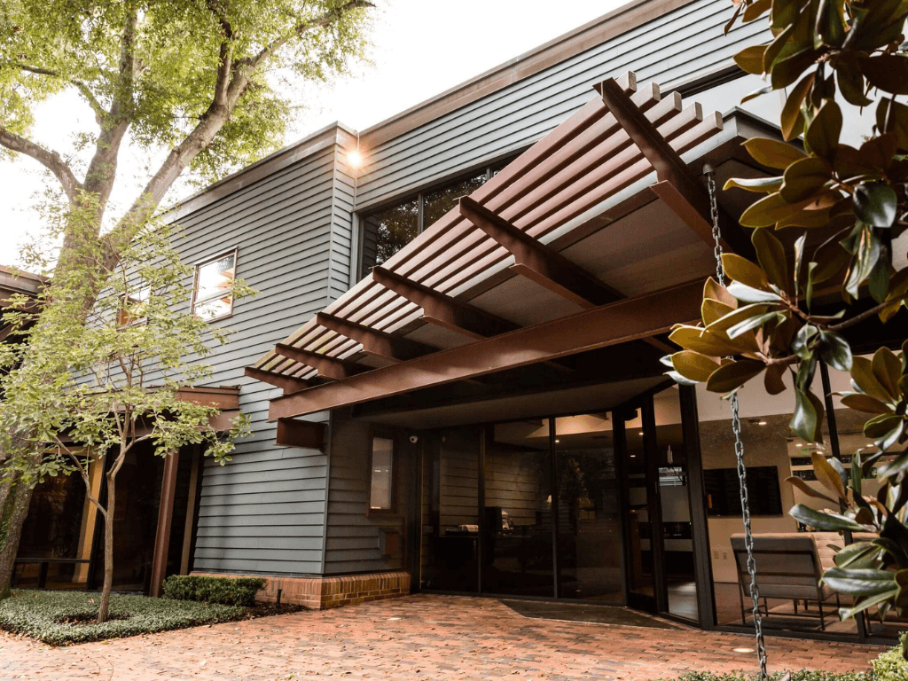 Street view of Winter Park Florida Pathstone Office